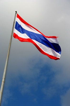thai-flag-1584270-Chutiporn-Chaitachawong